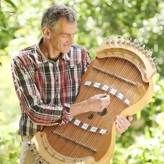 marc lucas luthier et créateur de la cantate